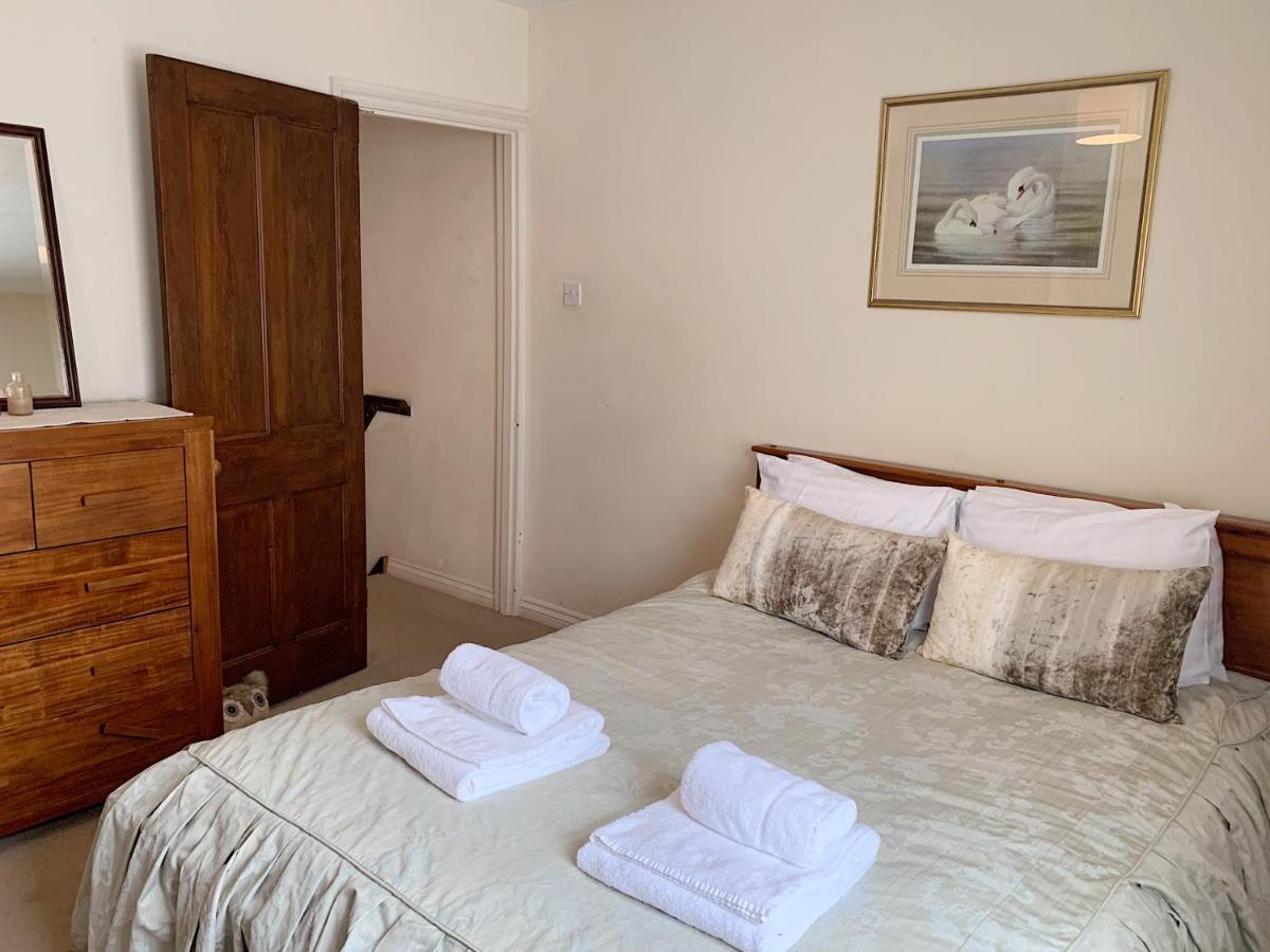 Cosy Central Windsor House Sleeps 4 エクステリア 写真